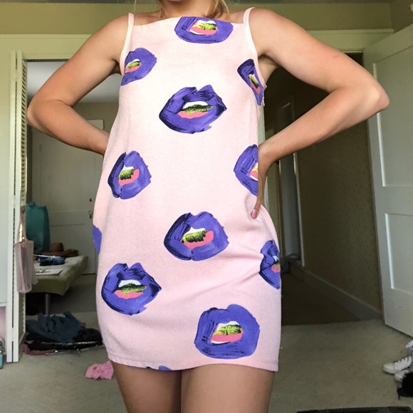 Pippa Lynn Pink Lip Print Mini Dress for nasty gal - Picture 3 of 8